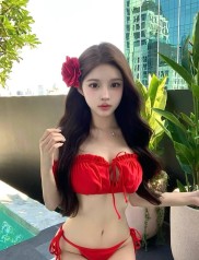 外文原版书与盖碗茶，文化碰撞中的静谧之美