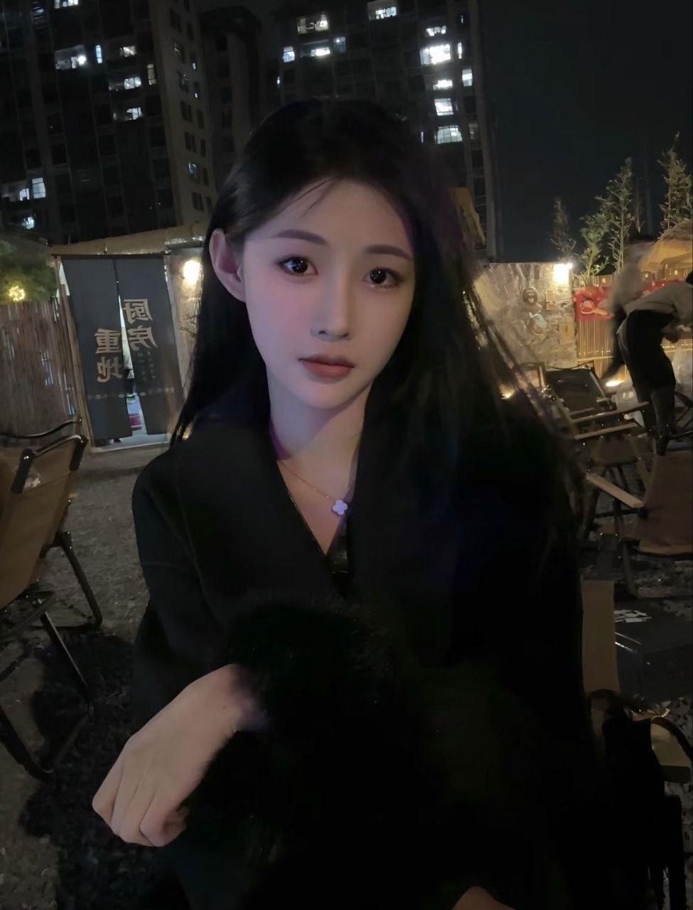 茶香中的重逢,陌生茶客的意外发现